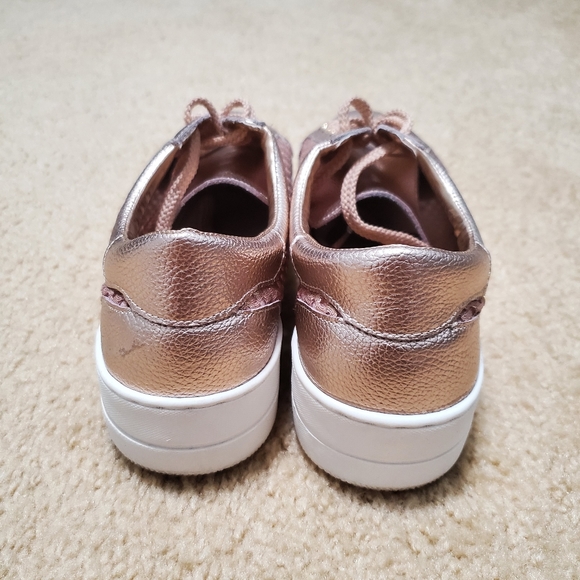 Steven Napa Rose Gold Metallic Sneaker sz 8.5W - Picture 2 of 5